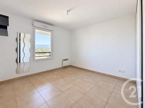 Appartement T3 à vendre  3 pièces - 64,64 m 2   MARSEILLE  - 13013