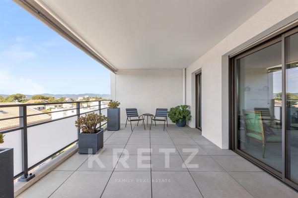 SAINT-RAPHAËL: Penthouse duplex de 127 m2 avec 125 m2 de terrasses