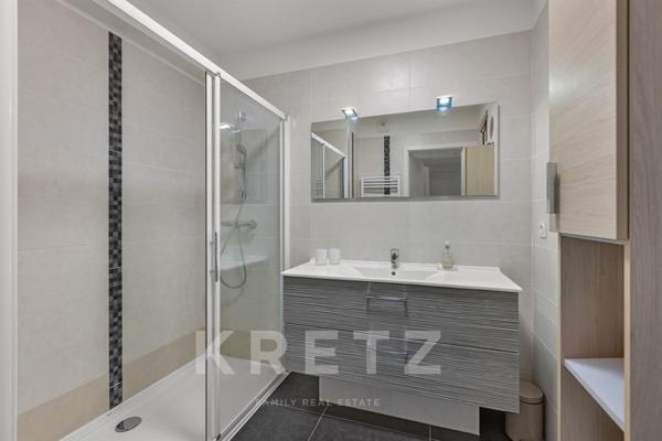 SAINT-RAPHAËL: Penthouse duplex de 127 m2 avec 125 m2 de terrasses