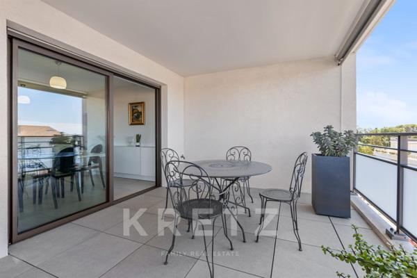 SAINT-RAPHAËL: Penthouse duplex de 127 m2 avec 125 m2 de terrasses