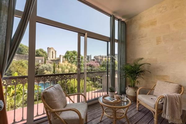 BORDEAUX – HOTEL PARTICULIER – PISCINE – PARKING