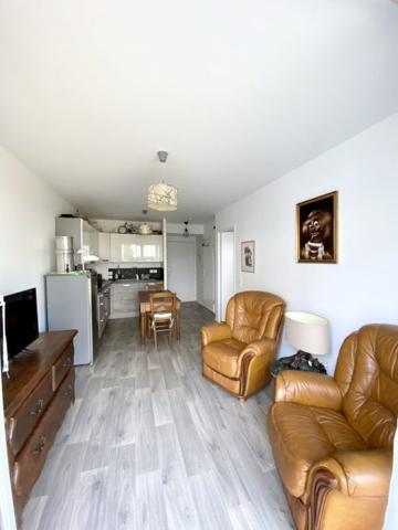 T2 Courtry 37.80 m²