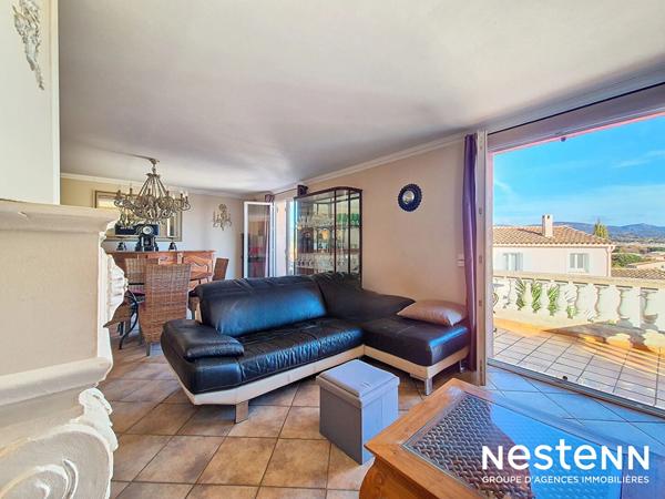 Maison d'environ 110 m² avec appartement 2 pièces attenant avec piscine dans un environnement calme