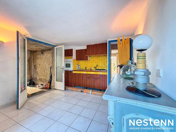 Maison d'environ 110 m² avec appartement 2 pièces attenant avec piscine dans un environnement calme