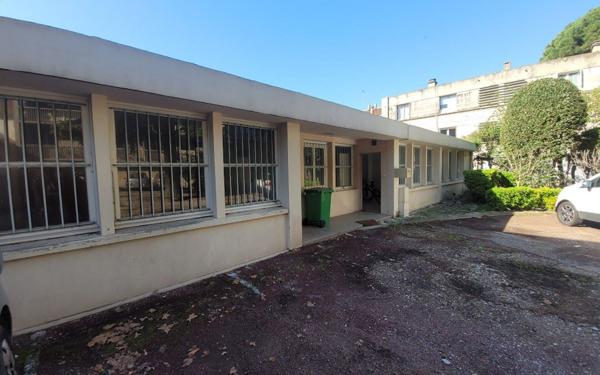 Appartement à vendre    8 pièces • 175,18 m2 Avignon