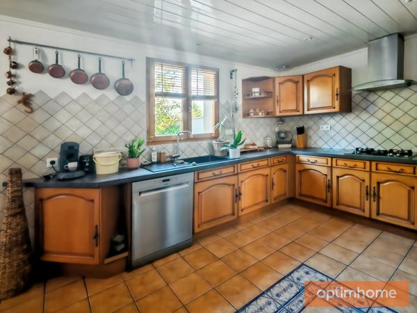 MAISON 6 PIÈCES – 100 m² – TERRAIN DE 1 397 m² – GARAGE – TERRASSE – PISCINE - PONT SAINTE MAXENCE (60)