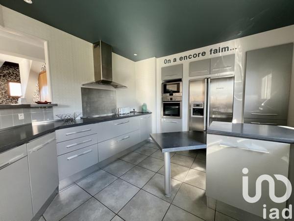 Maison 7 pièces de 217 m² à Agon-Coutainville (50230)