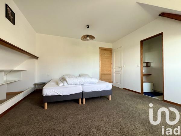 Maison 7 pièces de 217 m² à Agon-Coutainville (50230)