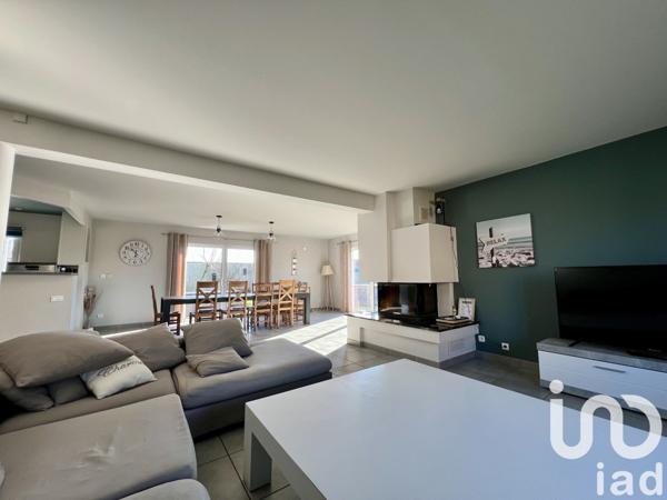 Maison 7 pièces de 217 m² à Agon-Coutainville (50230)