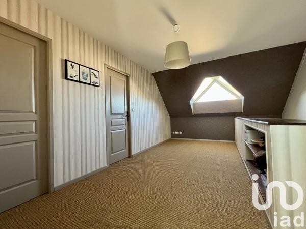 Maison 7 pièces de 217 m² à Agon-Coutainville (50230)