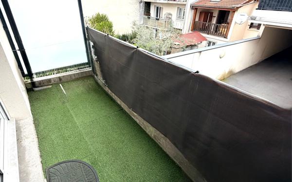 Appartement à vendre    1 pièce • 27,12 m2 Rosny-sous-Bois