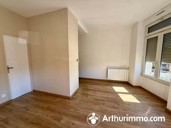 Location                                                      Appartement
                        
                     1 pièces                      26 m2                     à Belfort