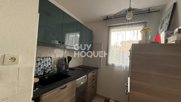 Appartement Poussan 2 pièce(s) 45 m2 avec parking privatif et piscine