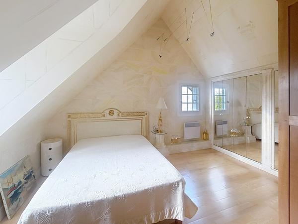 À vendre - Maison individuelle, 5 pièces située à Fondettes (37230)