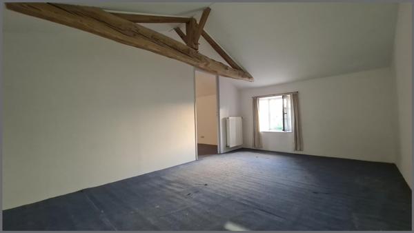 Maison à LA CHAPELLE-GAUDIN, 79300 - 9 pièces 157m²