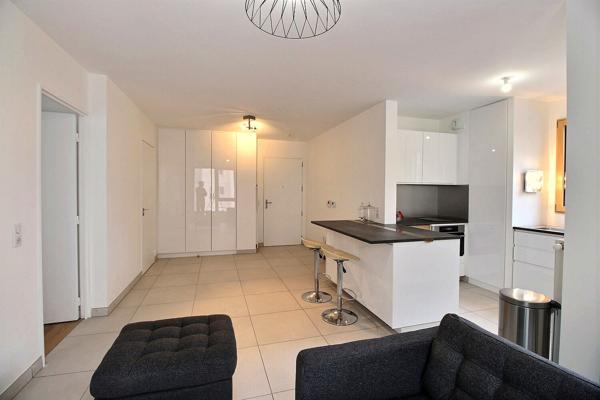 Appartement T2 Meublé, balcon et Garage, MONPLAISIR - LYON 8