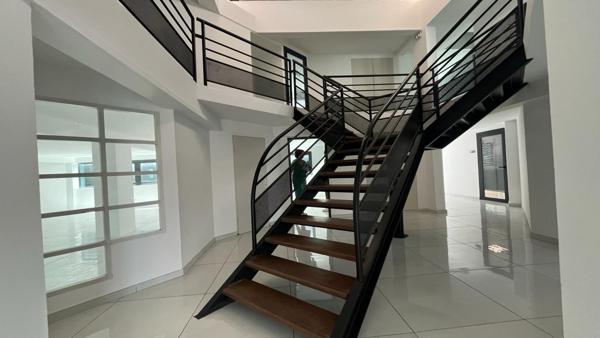 Location bureau Fort-de-France - 1 pièce(s) - 70 m² - 1 640 €/mois