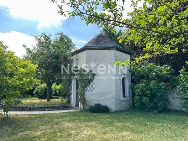 Belle demeure situee a proximite des commerces !