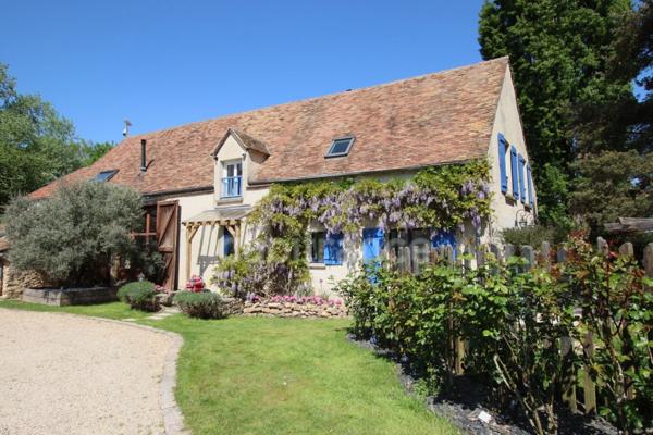 Maison de caractère – 9 pièces, 6 chambres - BRIIS SOUS FORGES (91)