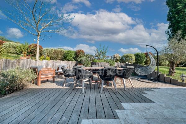 Maison de caractère – 9 pièces, 6 chambres - BRIIS SOUS FORGES (91)