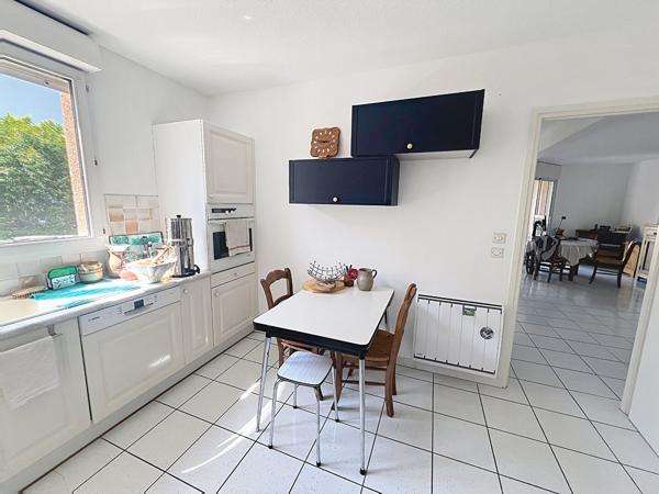 Spacieux appartement avec terrasse et garage