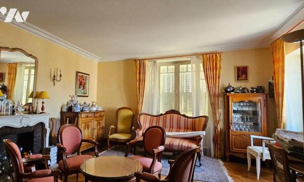 Maison familiale en plein bourg