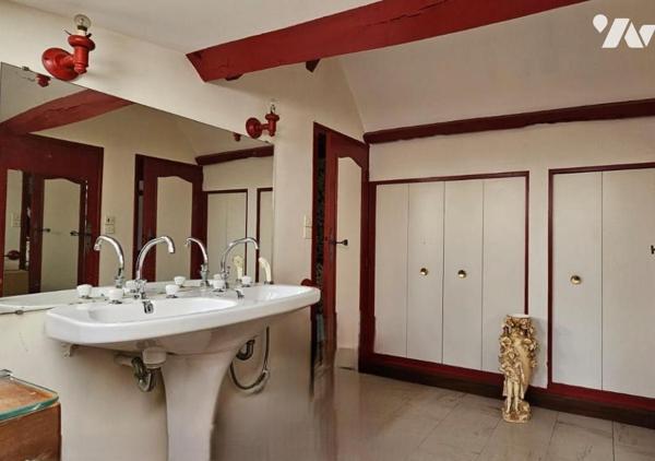 Maison familiale en plein bourg