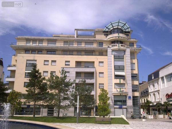 Appartement à louer à Vichy dans l'Allier (03200), ref : 03019-L95