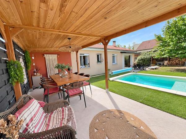 Maison plain pied avec piscine