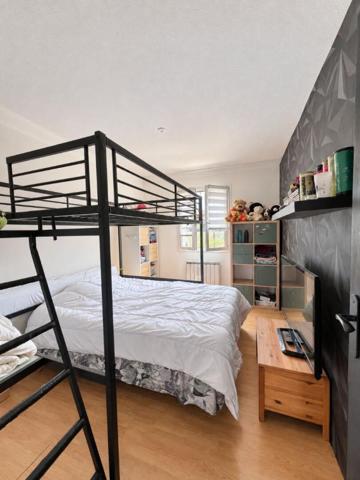 Maison plain pied avec piscine