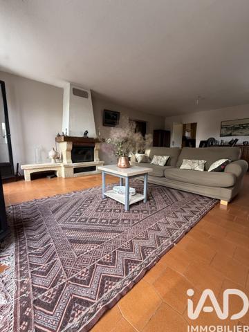 Maison à vendre 5 pièces 127 m² Saint-Martin-de-Crau