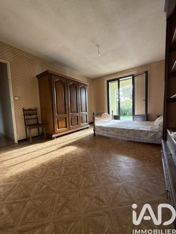 Maison à vendre 5 pièces 127 m² Saint-Martin-de-Crau