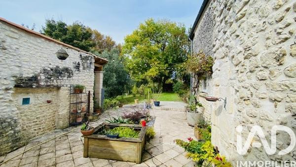 Maison à vendre 5 pièces 181 m² Meschers-sur-Gironde