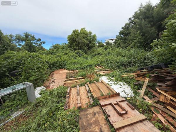 Terrain à Batir à vendre à Saint-Paul à la Réunion (97460), ref : 97405/233   
Saline les Hauts