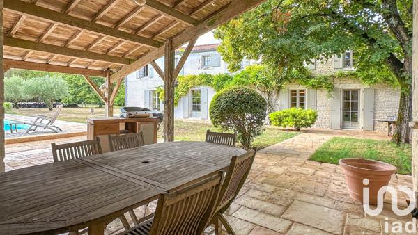 Maison à vendre 7 pièces 240 m² Sainte-Soulle