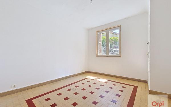 Appartement à louer    2 pièces •  Ajaccio