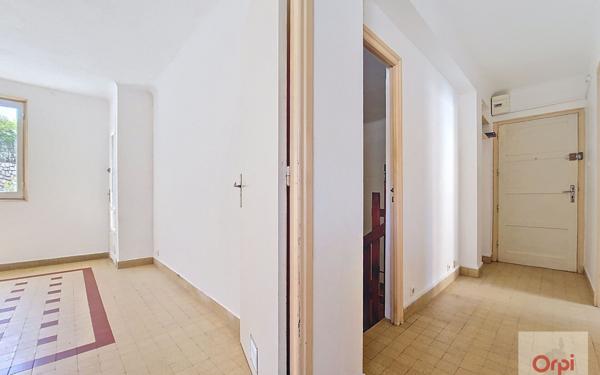 Appartement à louer    2 pièces •  Ajaccio