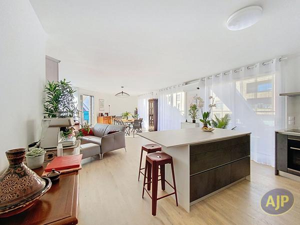 Vente appartement Bordeaux : 752 000 € - AJP Immobilier Bordeaux Chartrons