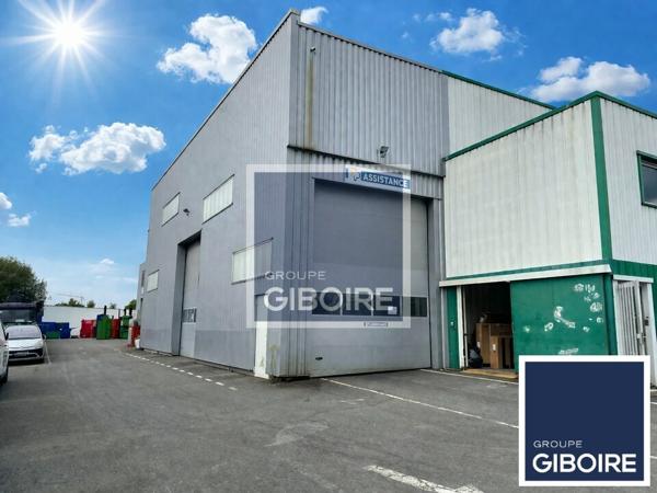 Local d'activites 916 m² à louer TREILLIERES (réf : 44.018536)