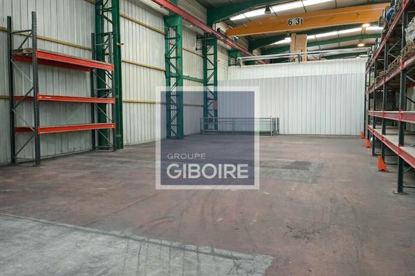 Local d'activites 916 m² à louer TREILLIERES (réf : 44.018536)