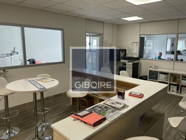 Local d'activites 916 m² à louer TREILLIERES (réf : 44.018536)