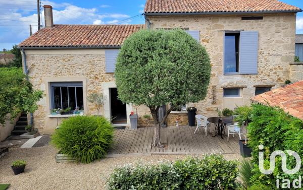 Maison à vendre 6 pièces 212 m² Doué-en-Anjou