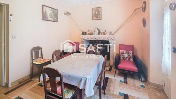 Maison de campagne avec dépendances et jardin