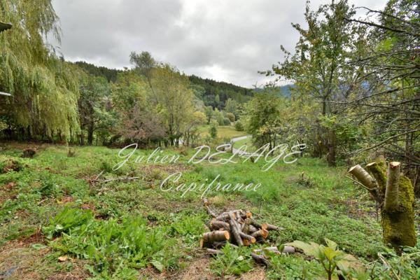 Terrain à vendre sur SAINT SAUVEUR (05)