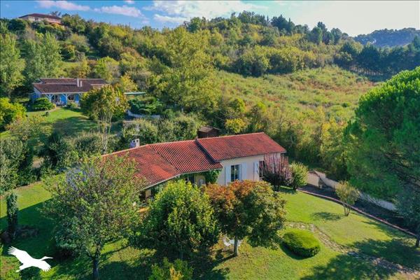 Maison à vendre |  Mirande |  6 pièces | 158 m²