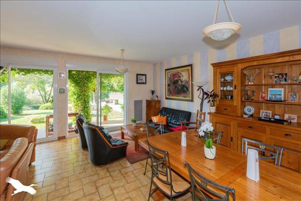 Maison à vendre |  Mirande |  6 pièces | 158 m²
