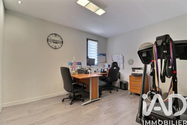 Maison à vendre 5 pièces 135 m² Mimet