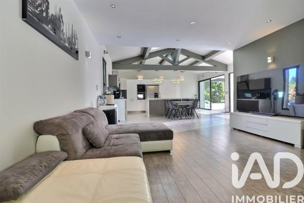 Maison à vendre 5 pièces 135 m² Mimet