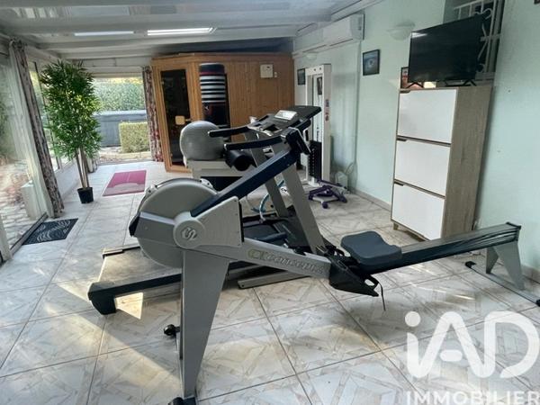 Maison à vendre 17 pièces 762 m² Saint-Germain-de-Lusignan