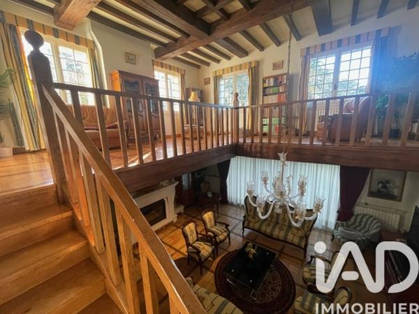 Maison à vendre 17 pièces 762 m² Saint-Germain-de-Lusignan